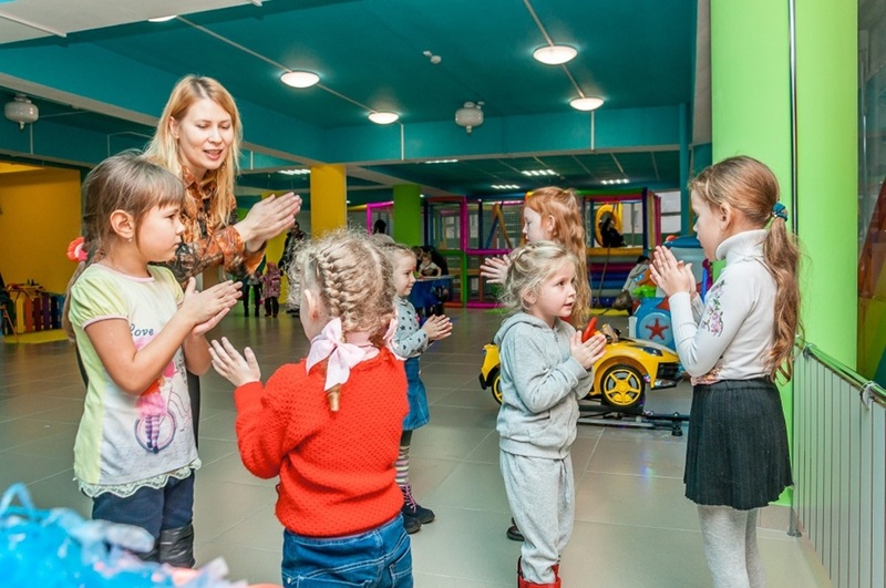 Развлекательный центр "Деткий мир"